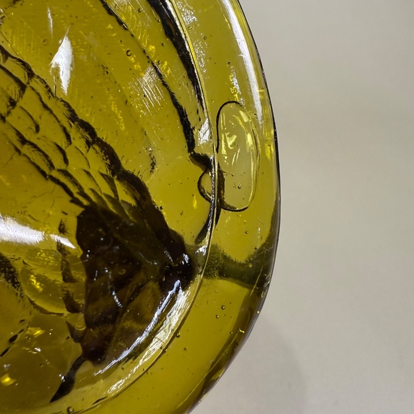 Vintage Amber Glass Hen on Nest Lid – 5" | Mid-Century Decorative Glass - Picture 6 of 9